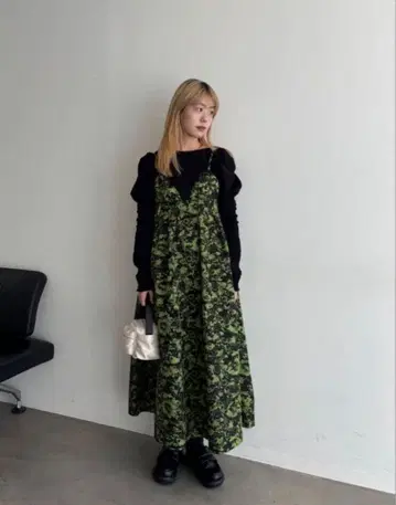 Lame Jacquard Volume Silhouette Dress