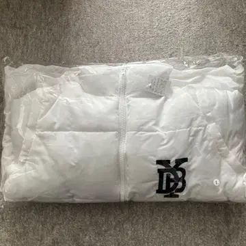 요코하마 DeNA 베이스타즈 2WAY 파이버 다운 자켓 화이트