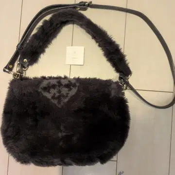 러셋 인조 모피 숄더백 그레이