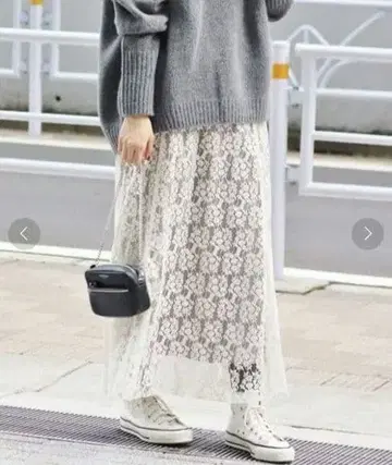 [ 새상품급 ] IENA 플레어 플라워 레이스 스커트 38