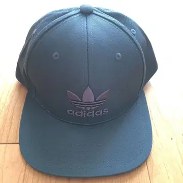 [새상품] adidas 다크 블루 캡