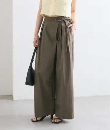 [새상품급] mystic 랩턱 와이드 팬츠 브라운 사이즈 2 미스틱