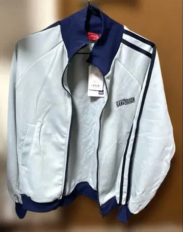 레피피알마리오 한교동 콜라보 저지 상의