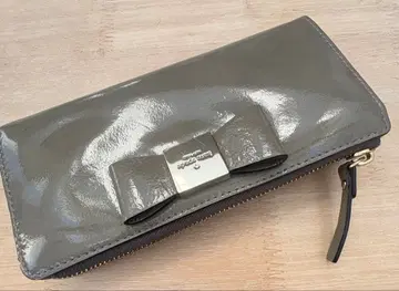 kate spade 그레이 장지갑 리본 포함