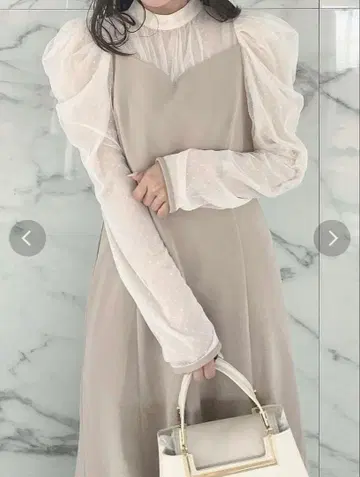 MERCURYDUO 도트 쉬폰 도킹 원피스