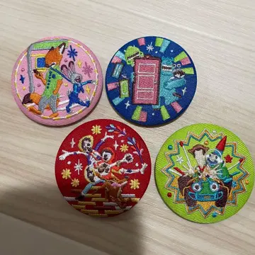 디즈니 자수 캔뱃지 4개 세트