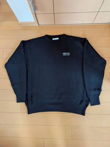 블랙 스웨터 L 사이즈 MINDPLUS