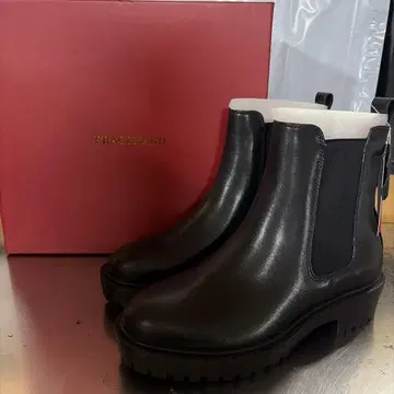 천연 가죽 블랙 사이드 고어 부츠 23.0cm