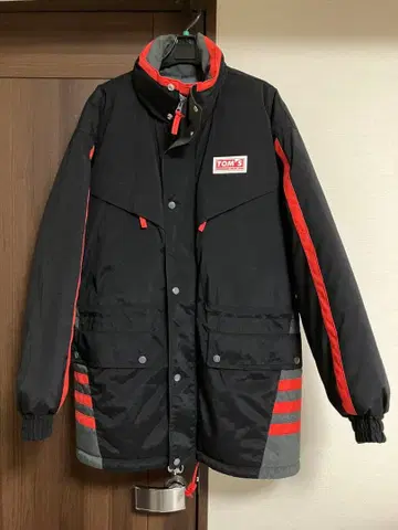 TOM'S 프로페셔널 레이싱 팀 점퍼