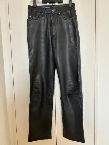 BEAMS 블랙 가죽 팬츠