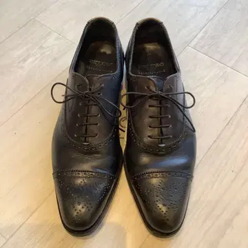 드레스 슈즈 윙팁 네이비 투모로우랜드 25.5cm