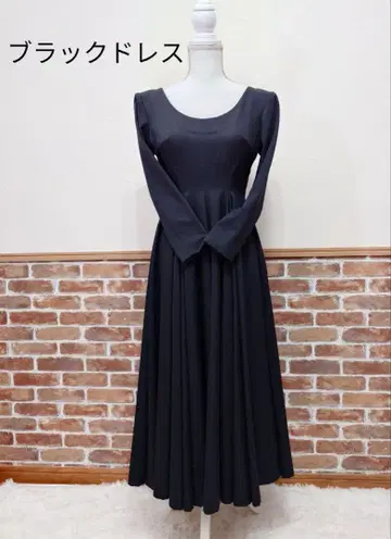 [블랙 드레스] 작가님께 부탁하여 맞춰 제작했습니다