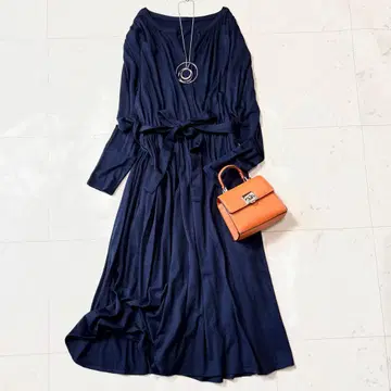컨디션 최상 다마 컬렉션 모 100% 벨트 포함 워셔블 롱 원피스 네이비