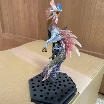 몬스터 헌터 스탠다드 모델 천안 타마미츠네 피규어