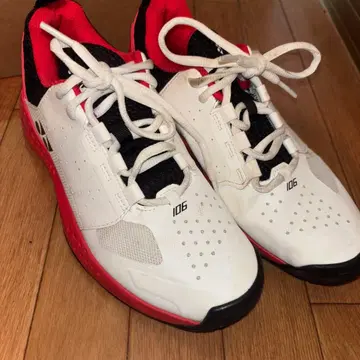 요넥스 테니스화 빨흰 컬러