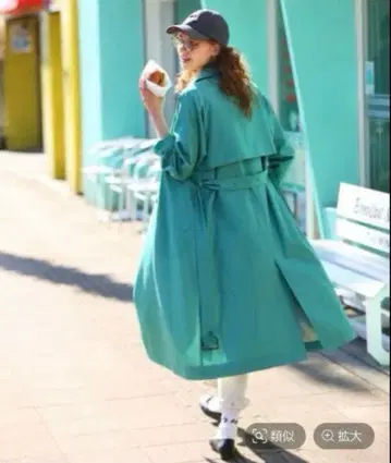 컬러풀 트렌치코트 M 그린 새상품급 niko and -