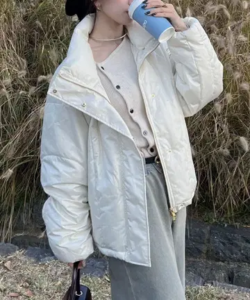 스탠드넥 충전솜 숏 블루종 아이보리