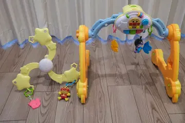 호빵맨 8WAY 워커까지 변신! 욕심쟁이 멜리