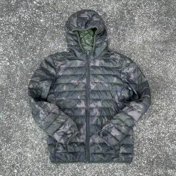 카모플라쥬 다운 자켓 충전솜
