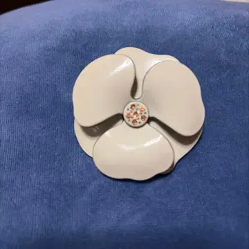 화이트 꽃 모양 헤어 클립