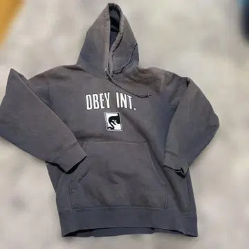 OBEY INT. 네이비 M 사이즈