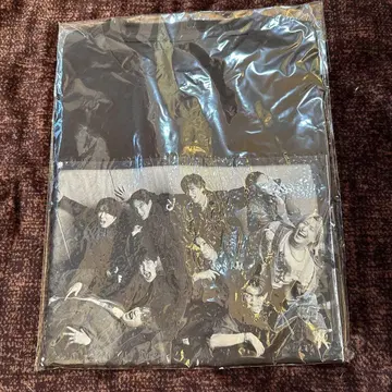 Snow Man Snow World 투어 티셔츠