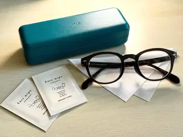 JINS 블랙 라운드 프레임 안경