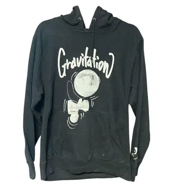 BEAMS 그래픽 후드티 블랙