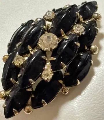 빈티지 블랙 장식 브로치 레이어드 나베트 Navette 나베트 브로치