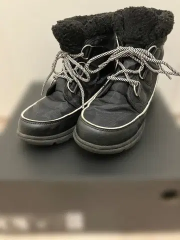 SOREL 블랙 스노우 부츠 7 사이즈