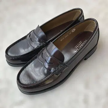 새상품 하루타 로퍼 브라운 24.0 인조 가죽