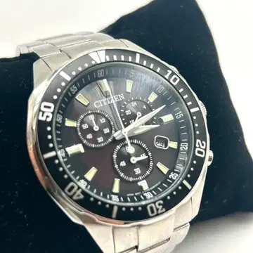 시티즌 컬렉션 에코드라이브 크로노그래프 VO10-6771F