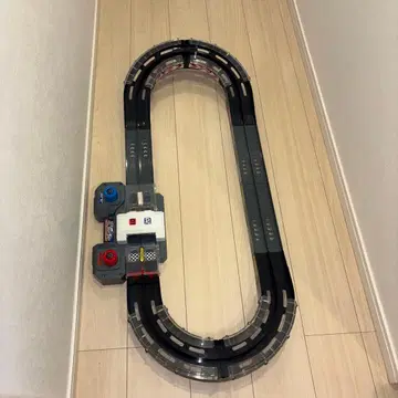 토미카 Go!Go! 엑셀 서킷 + 토미카 9대 포함