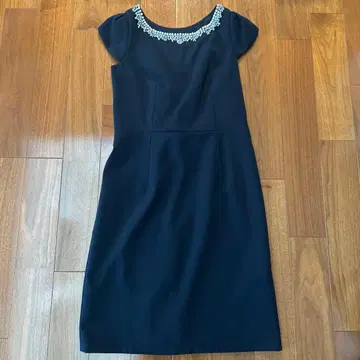 JUSGLITTY 네이비 비쥬 드레스