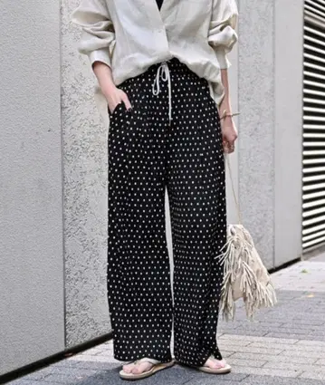 새상품급 B.C STOCK W 벨트 플리츠 이지 팬츠 FREESIZE