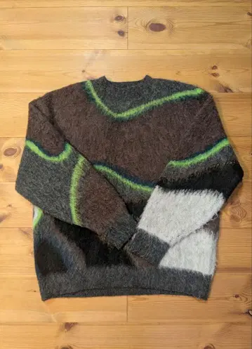 BODY LINE ABORIGINE ART KNIT TOP