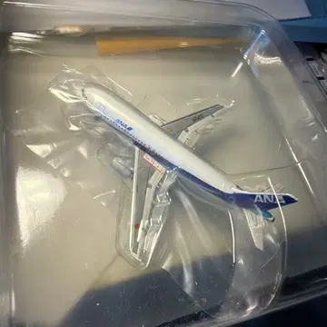 [ 1/400 ] ANA Airbus A320-200 JA8400