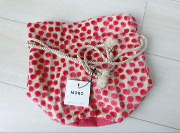 택 포함 새상품 moro 복조리백 핑크 도트 M 사이즈
