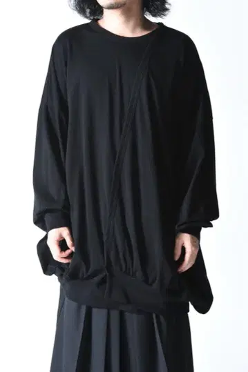 GroundY cotton jersey asymmetry q neck T