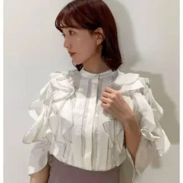 snidel 볼륨 슬리브 블라우스