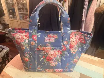 Cath Kidston 플라워 프린트 빅 토트백