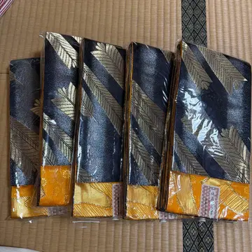 블랙과 금색 깃털 무늬 코부쿠로 오비 5개 세트 개당 1000엔