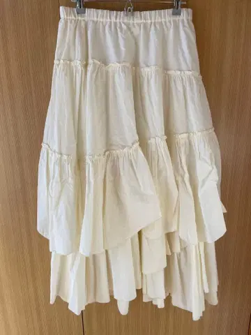 titivate 랜덤 캉캉 스커트