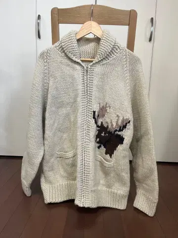 사슴 자수 후드 부착 가디건