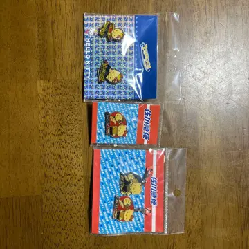 헬로키티 핀 배지 세트