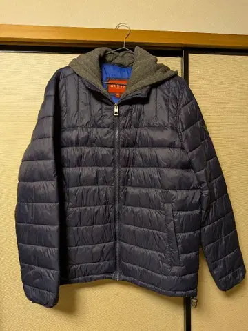 GUESS 네이비 자켓 후드 부착