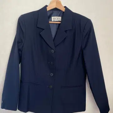 [ 새상품급 ] [ 가격 인하 ] SICILY 네이비 테일러드 자켓