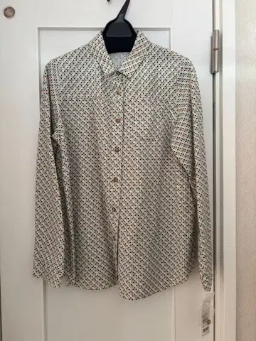 새상품 레나운 심플 라이프 코듀로이 셔츠 M 사이즈