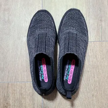 새상품 SKECHERS MEMORY FOAM 블랙 그레이 슬립온