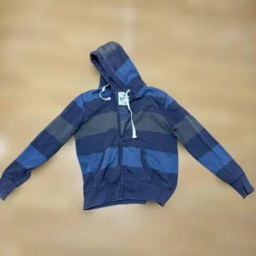 ROEBUCK & CO. M 사이즈 후드 부착 후드티